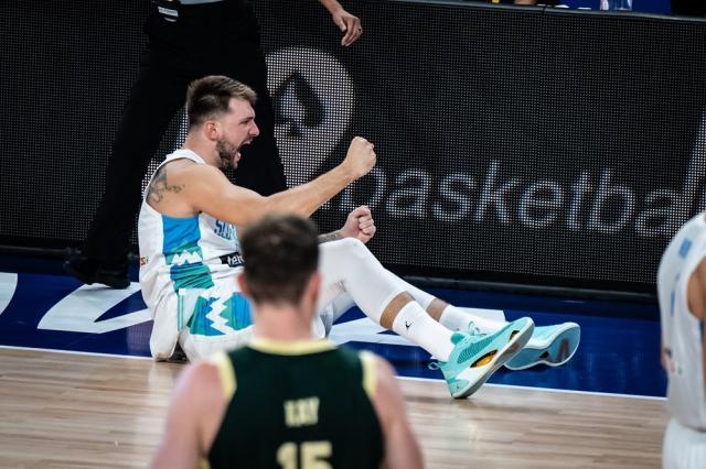 开云体育官网-瘦版东契奇冲奖牌：4胜0负+得分王 美国队大敌上线