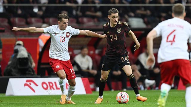 kaiyun-用新人新阵踢出老味道，弗利克的试验没有人看得懂