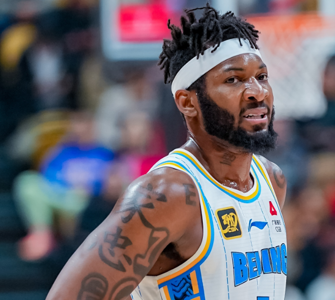 北京男篮确定两位外援：续约杰曼+引进斯佩尔曼 剩两外援成悬念