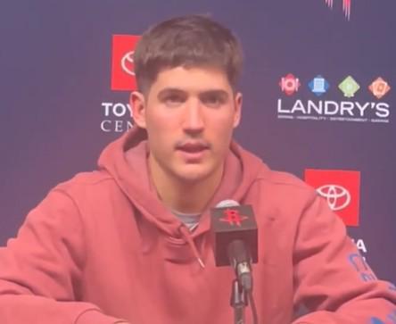 开云体育官网-谢泼德：我绝不能做一名攻强守弱的球员，我必须在防守端做出贡献