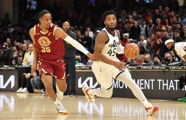 kaiyun-骑士退出米切尔交易 尼克斯距离蜘蛛侠更进一步？