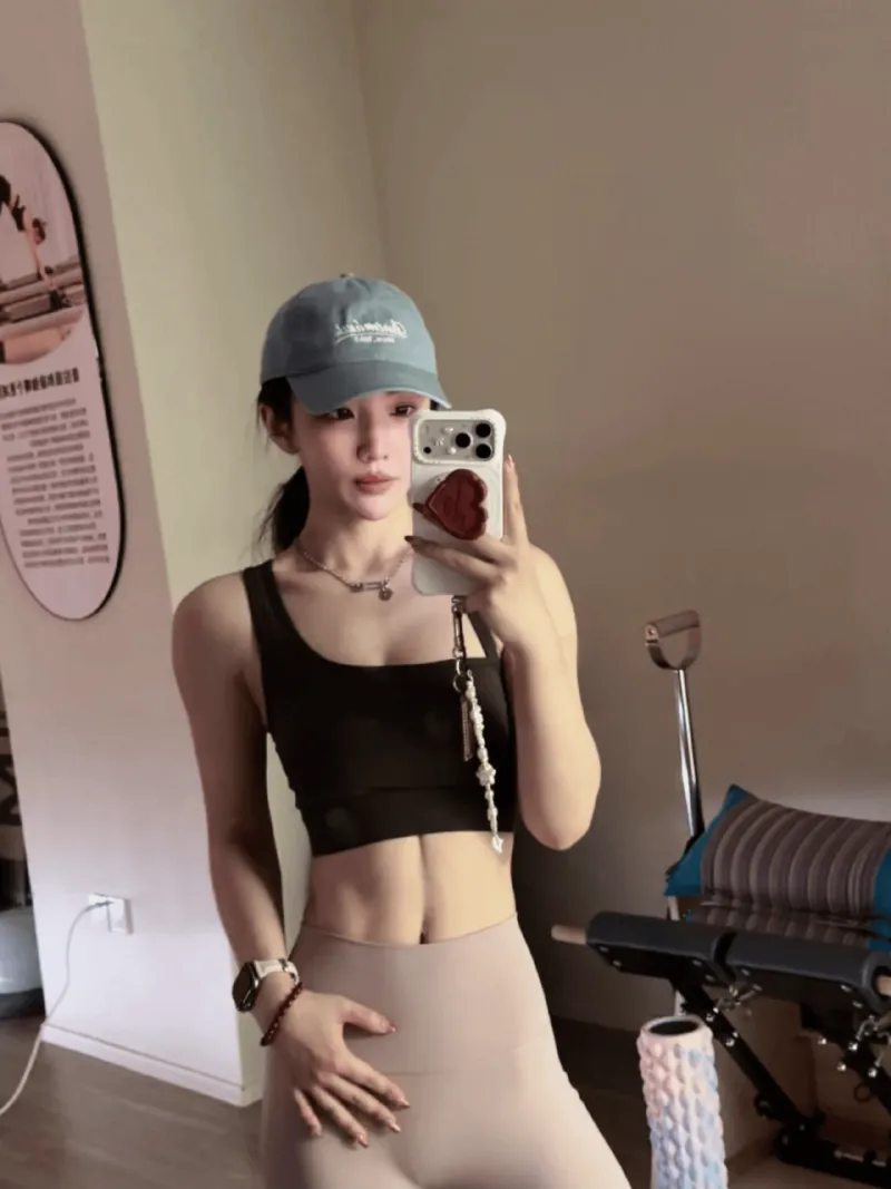 开云app下载-晋级荣耀王者，小鹿晒大禹战绩：舒服了，我看谁不玩大禹